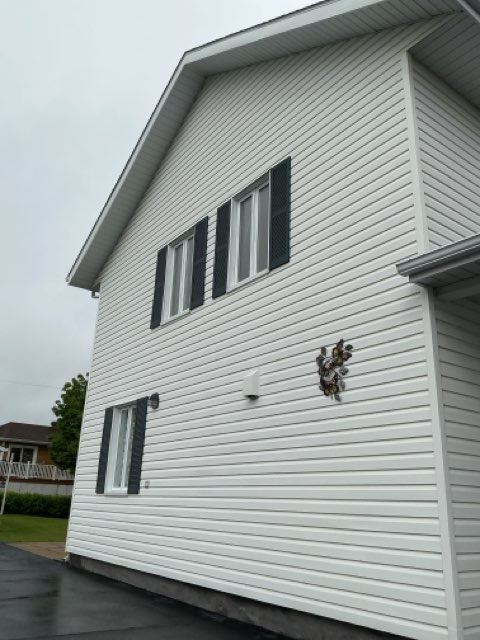Façade de la propriété 2766-73-8365